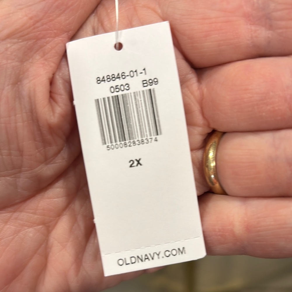 Old Navy Black Boxy Tank Top Relaxed Fit - Picture 5 of 5